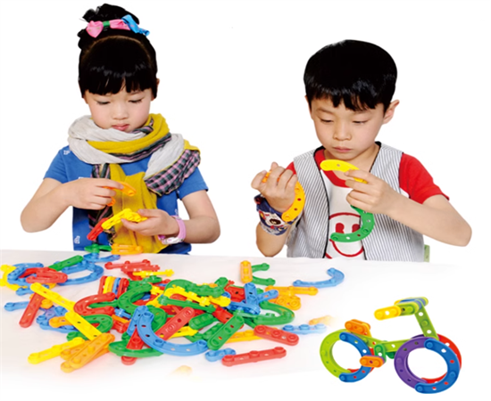 12-1Plastic splicing toys Yale series