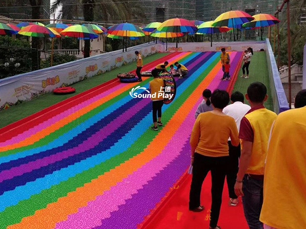 Sound Play Outdoor plastic slide web celebrity rainbow series China slide