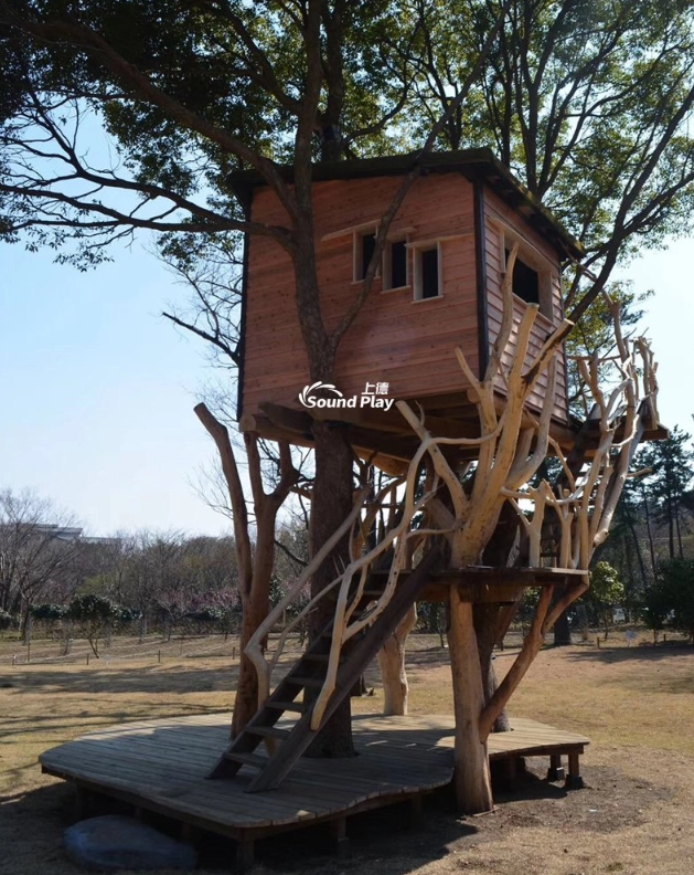 03Childrens small tree house